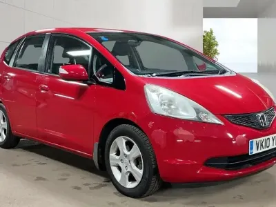 Used Honda Jazz ES 100 HP (73 kW) 2010 Red Hatchback