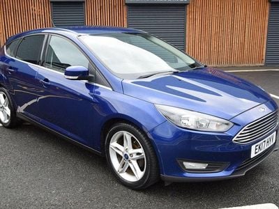 Used Ford Focus Zetec 120 HP (88 kW) 2017 Blue Hatchback