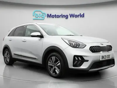Used Kia Niro 139 HP (102 kW) 2021 Silver SUV