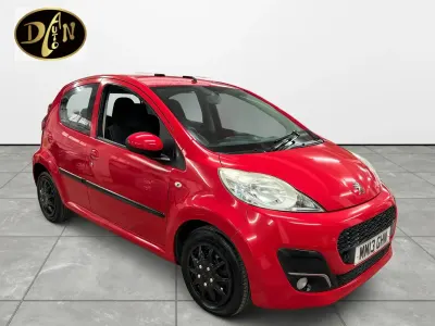 Used Peugeot 107 Active 68 HP (50 kW) 2013 Red Hatchback