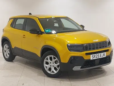 Used Jeep Avenger Summit 100 HP (73 kW) 2025 Yellow SUV