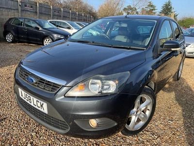 Used Ford Focus Zetec 100 HP (73 kW) 2008 Grey Hatchback