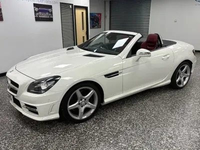 Used Mercedes SLK250 AMG 204 HP (150 kW) 2013 White Cabriolet