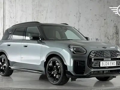 Used Mini Countryman 215 HP (158 kW) 2024 Green SUV