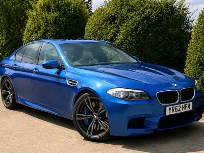 Used BMW M5 560 HP (411 kW) 2012 Blue Sedan