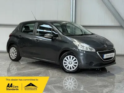 Used Peugeot 208 Access 82 HP (60 kW) 2013 Grey Hatchback
