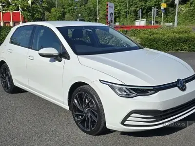 Used VW Golf VIII Life 2022 White Hatchback