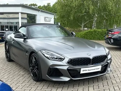 Begagnad BMW Z4 M Sport 335 HK (246 kW) 2022 Grå Cab