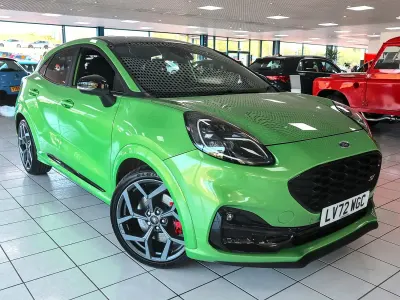 Used Ford Puma ST 200 HP (147 kW) 2022 Mean green SUV