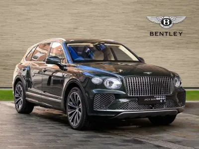 New Bentley Bentayga 2026 Cumbrian green SUV