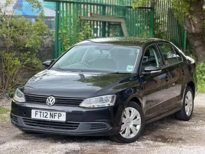 Usado VW Jetta S 105 HP (77 kW) 2012 Preto Sedan