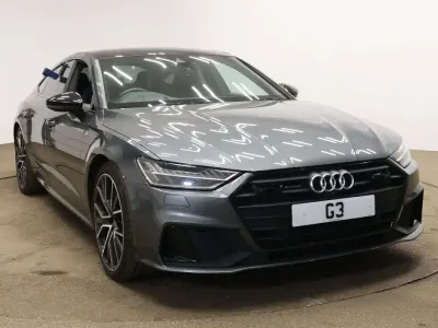 Usado Audi A7 Sportback Advanced 286 HP (210 kW) 2019 Cinzento Citadino