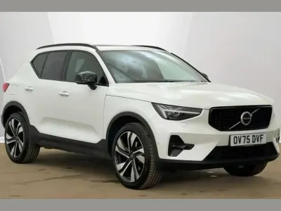 Used Volvo XC40 Ultra 194 HP (142 kW) 2025 White SUV