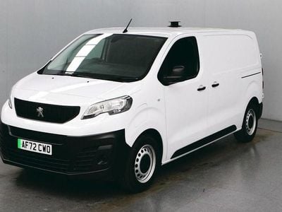 Used Peugeot e-Expert 100 kW (136 HP) 2022 Mauve/pink Van