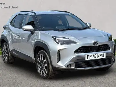 Used Toyota Yaris Cross 131 HP (96 kW) 2025 Silver SUV