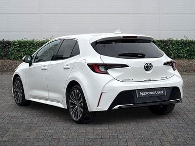Used Toyota Corolla Design 2023 White Hatchback