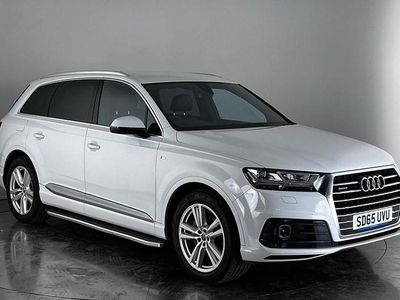 White Used 2015 Audi Q7 S-Line SUV | £19,750 (Fair price)