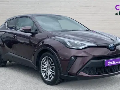 Used Toyota C-HR 184 HP (135 kW) 2023 Mauve/purple SUV