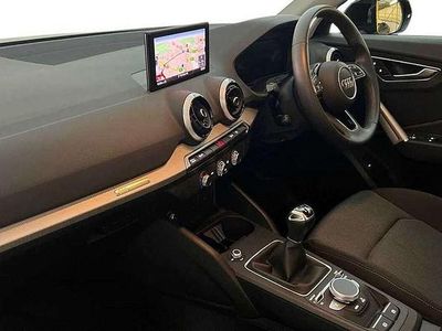 Usado Audi Q2 Sport 108 HP (79 kW) 2024 Preto SUV