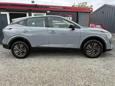 Used Nissan Qashqai Acenta Premium 138 HP (101 kW) 2025 Grey SUV