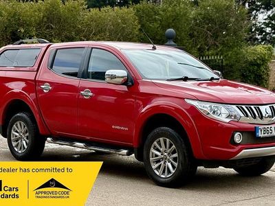 Used Mitsubishi L200 2016 Red Pickup