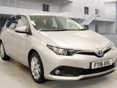 Used Toyota Auris Hybrid Business Edition 2016