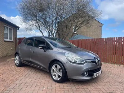 Usado Renault Clio IV Dynamique 2015 Cinzento Citadino