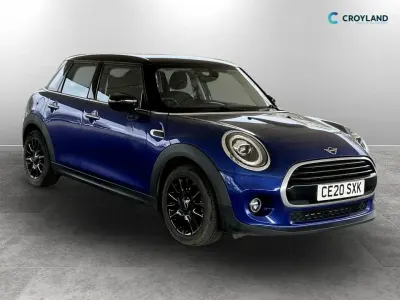 Usado Mini Cooper Classic 136 CV (100 kW) 2020 Azul Utilitario