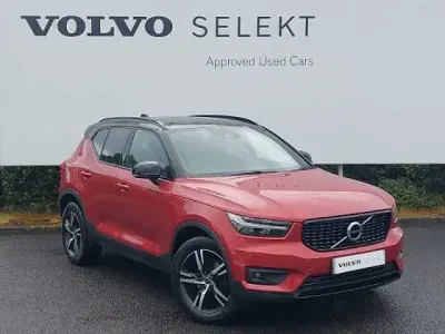 Used Volvo XC40 R-Design 163 HP (119 kW) 2021 Red SUV