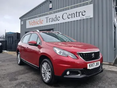 Used Peugeot 2008 Active 100 HP (73 kW) 2017 Red SUV