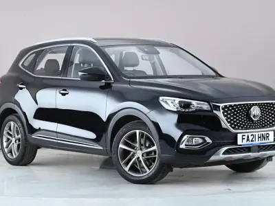 Second-hand MG HS Excite 162 CP (119 kW) 2023 SUV