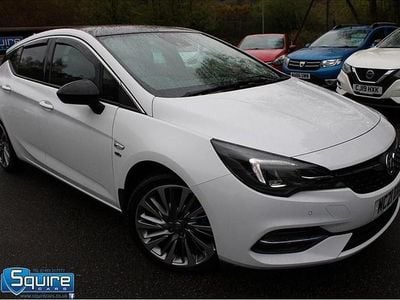 Second-hand Vauxhall Astra Edition 2021 Alb Hatchback