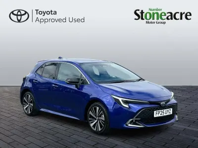 Used Toyota Corolla Design 140 HP (102 kW) 2025 Blue Hatchback