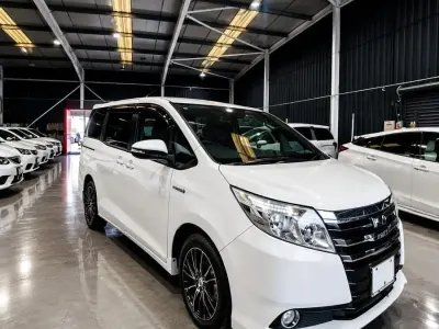 Used Toyota Noah 2026 White