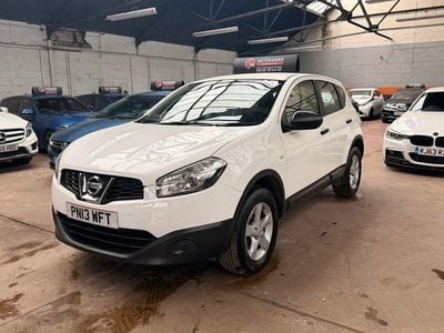 Used Nissan Qashqai Visia 117 HP (86 kW) 2013 White SUV