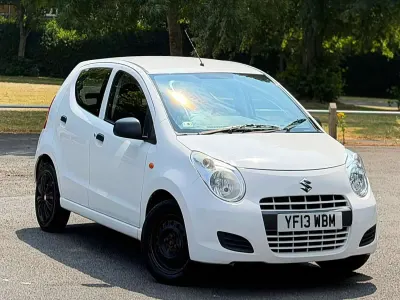 Used Suzuki Alto 68 HP (50 kW) 2013 White Hatchback