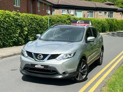 Używany Nissan Qashqai Tekna 110 KM (80 kW) 2017 Srebrny SUV