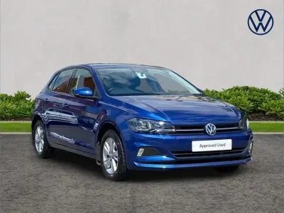 Used VW Polo SE 95 HP (69 kW) 2019 Blue Hatchback