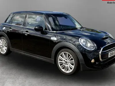 Gebraucht Mini Cooper S Hatch 192 PS (141 kW) 2017 Kleinwagen