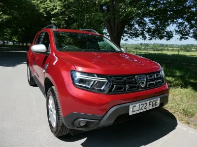 Used Dacia Duster Comfort 100 HP (73 kW) 2022 Red SUV