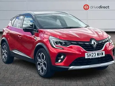 Used Renault Captur Techno 90 HP (66 kW) 2023 Red/black SUV
