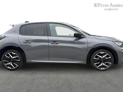 Usado Peugeot 208 GT 134 HP (98 kW) 2025 Cinzento Citadino