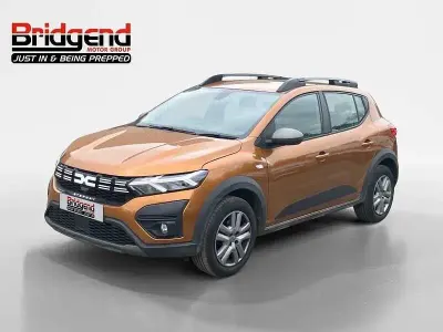 Begagnad Dacia Sandero Expression 2023 Orange Halvkombi