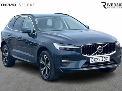 Used Volvo XC60 Momentum 194 HP (142 kW) 2022 Blue SUV