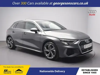 Usado Audi A3 Sportback S-Line 110 HP (80 kW) 2023 Cinzento Citadino