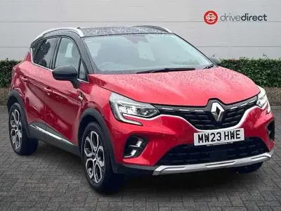 Used Renault Captur Techno 90 HP (66 kW) 2023 Red/black SUV