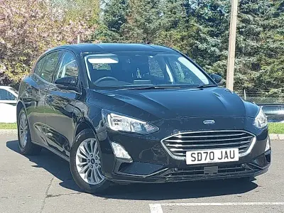 Używany Ford Focus Titanium 125 KM (91 kW) 2020 Czarny Hatchback