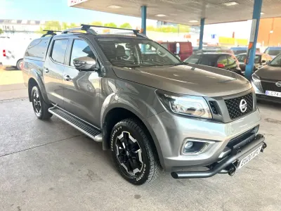 Usado Nissan Navara Tekna 190 CV (139 kW) 2020 Gris Pickup/Camioneta