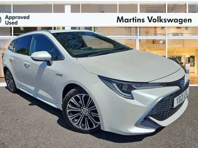 Used Toyota Corolla Sport 120 HP (88 kW) 2021 White Estate