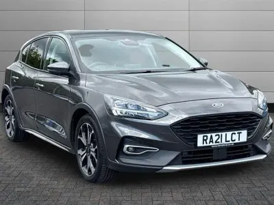 Gebraucht Ford Focus Active X 120 PS (88 kW) 2021 Grau Kleinwagen